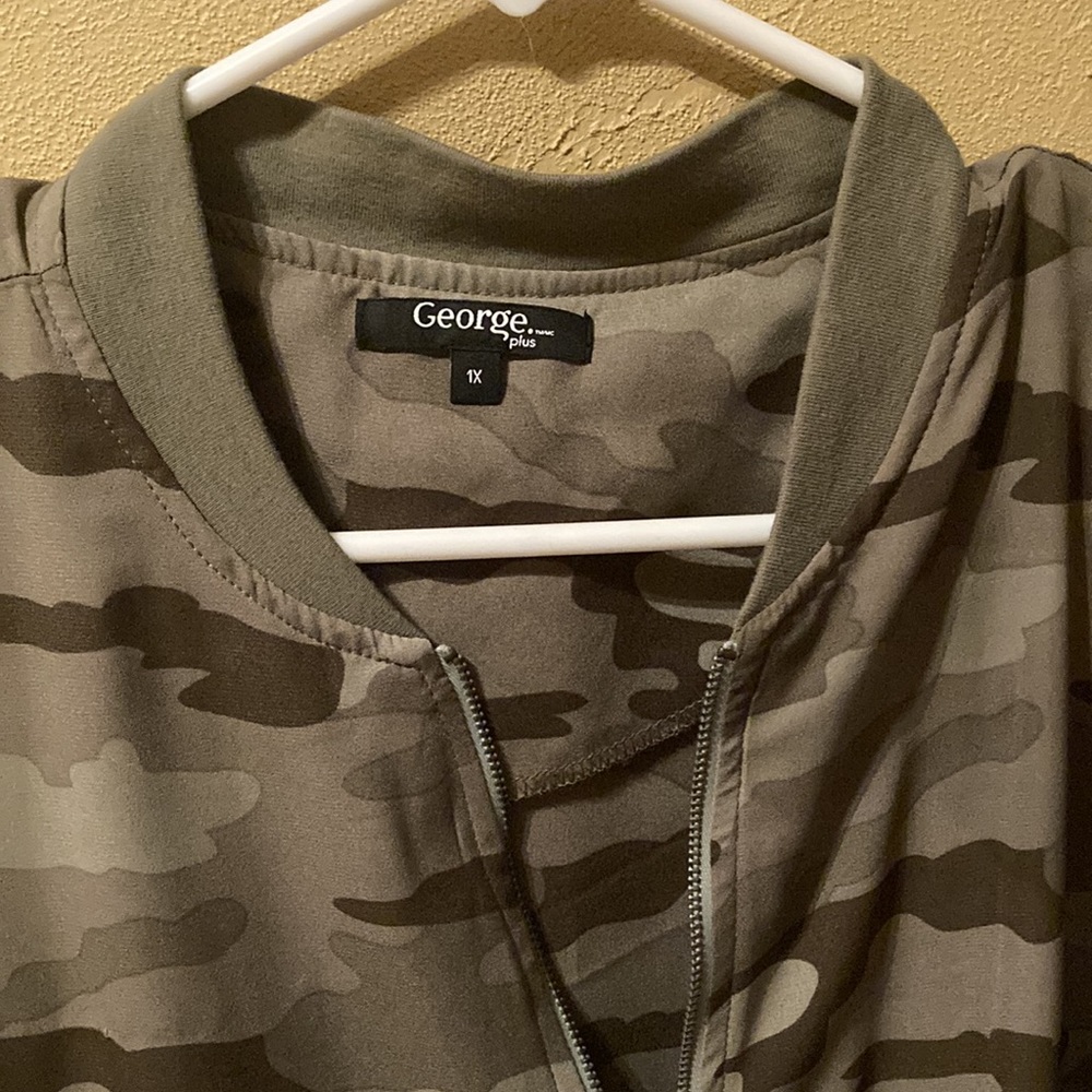 Upcycled Bomber Jacket - Picture 4 of 5